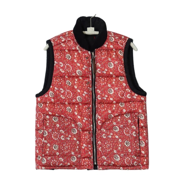 XIRENA reversible “hunter puffer vest” size medium - Picture 4 of 9